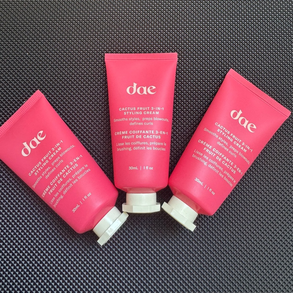 dae Cactus Fruit 3-in-1 Styling Cream — Pink